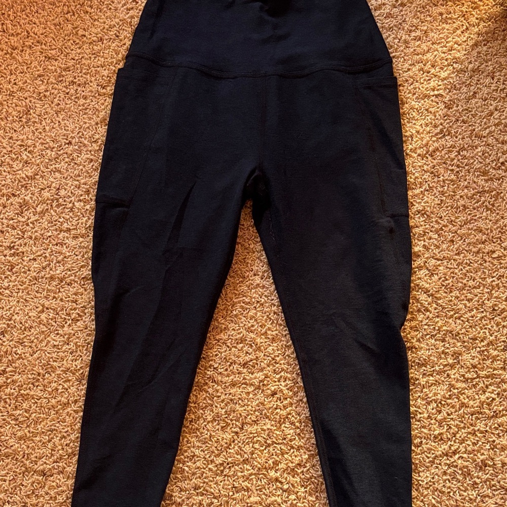 Beyond Yoga Charcoal Leggings